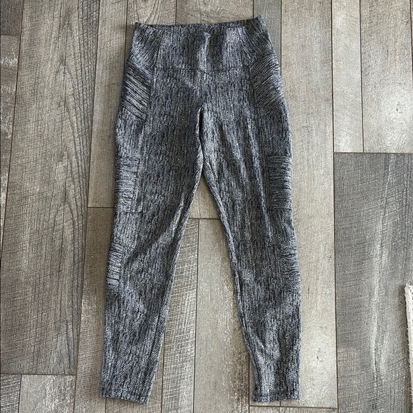 Athleta Size Small Delaney Textured Moto High Rise Leggings - Picture 3 of 10